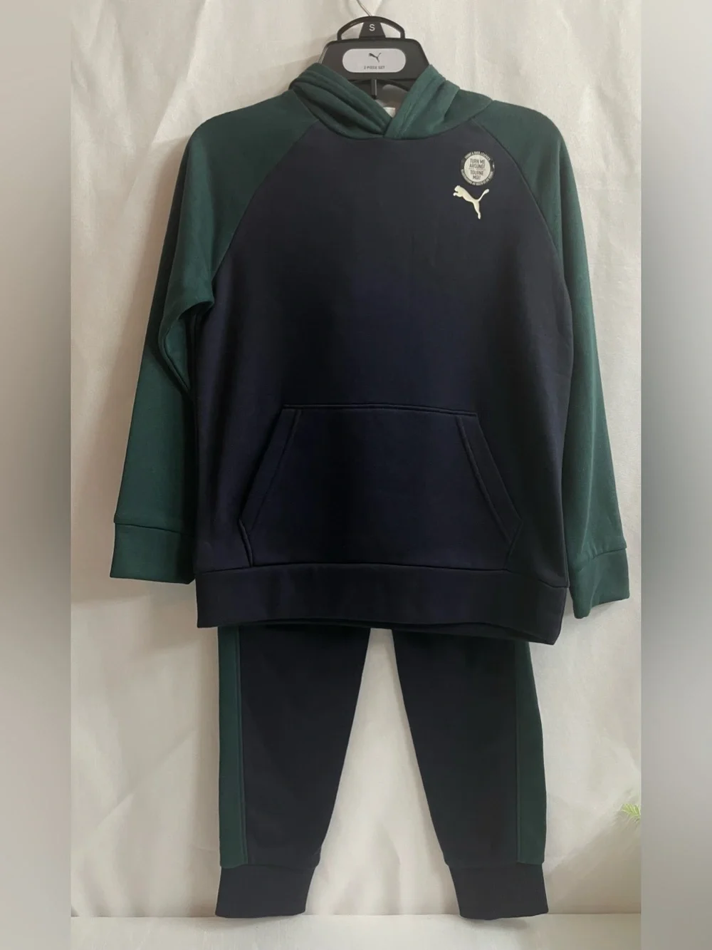 Puma Kids Navy and Green Hoodie & Jogger Set Size.  S/P - Picture 3 of 16